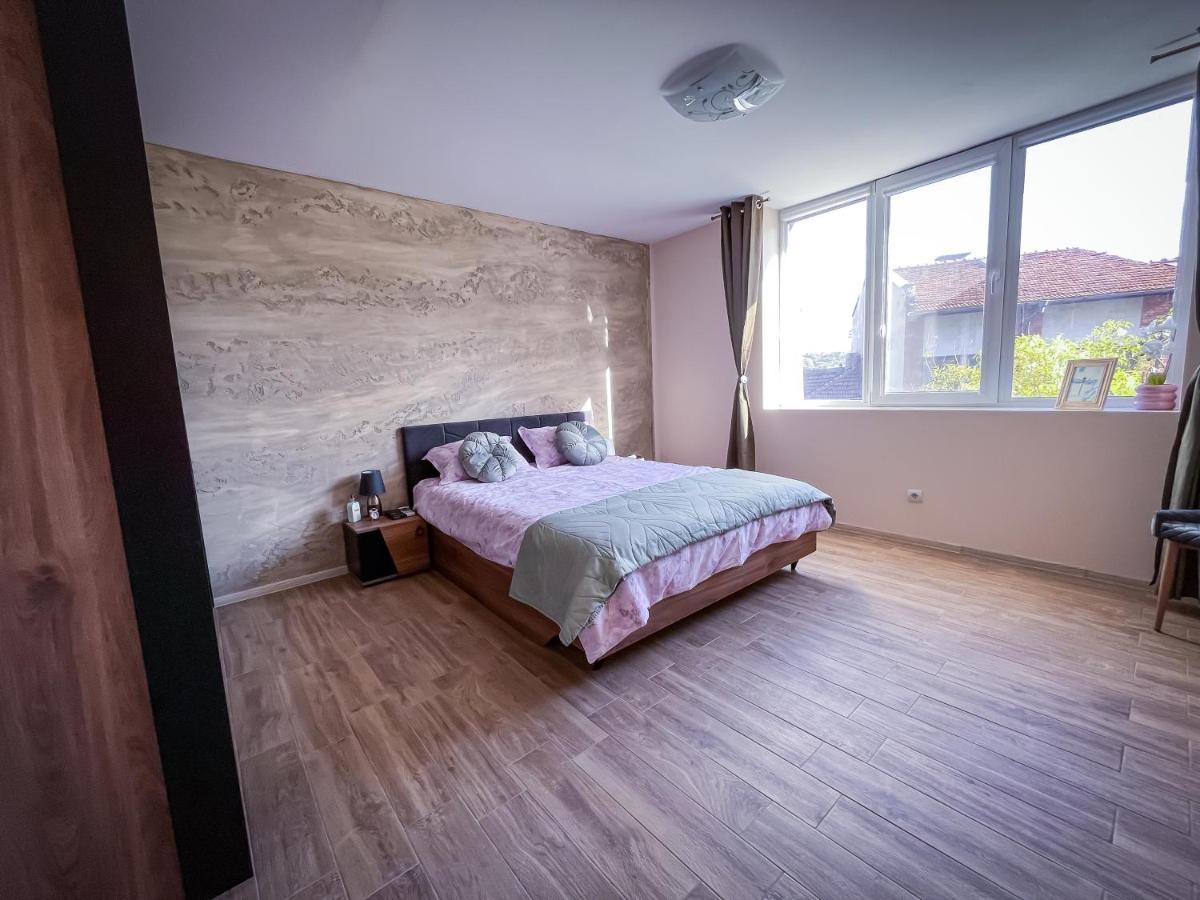 Cozy Apartment Tarnovo Veliko Tŭrnovo Exterior foto